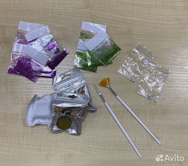 Для дизайна ногтей