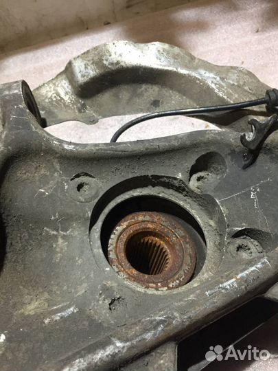 Рычаг, кулак поворотный правый передний bmw x5