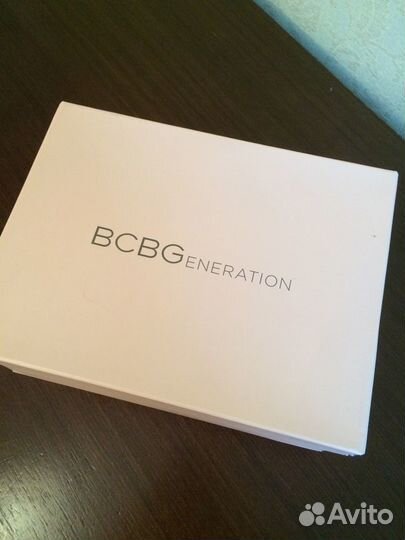 Новые бежевые туфли bcbgeneration 38размер