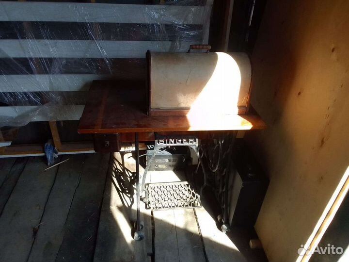 Швейная машина singer