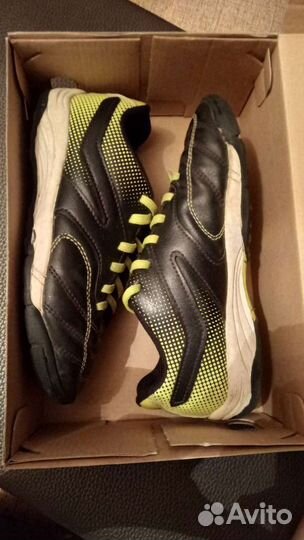 Детские футбольные бутсы, размер 34