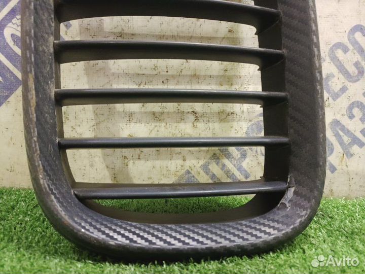 Решетка радиатора левая Bmw X5 кроссовер 3.0 M54