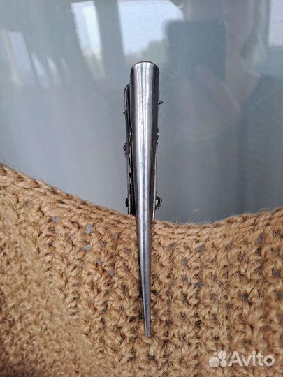 Большая заколка прищепка