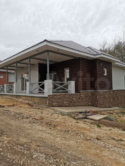 Дом 135 м² на участке 8 сот.