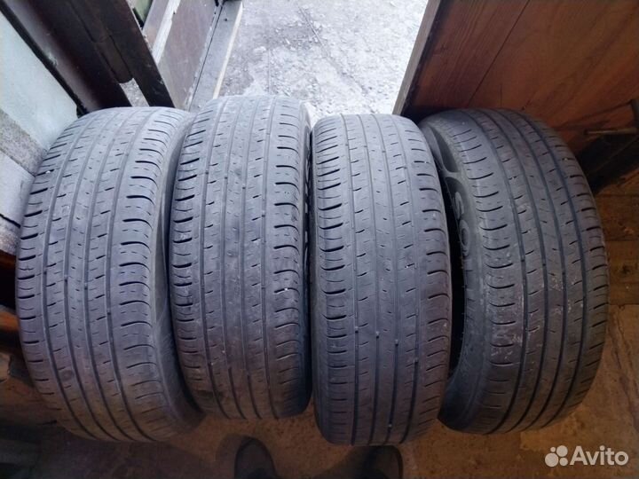Kumho Solus SA01 Plus 215/60 R17