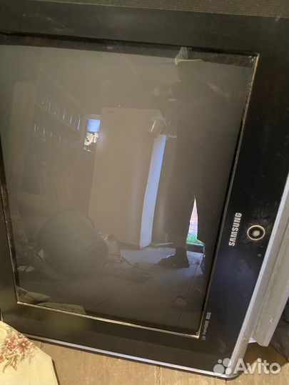 Телевизор samsung