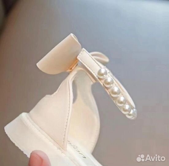 Сандалии для девочки