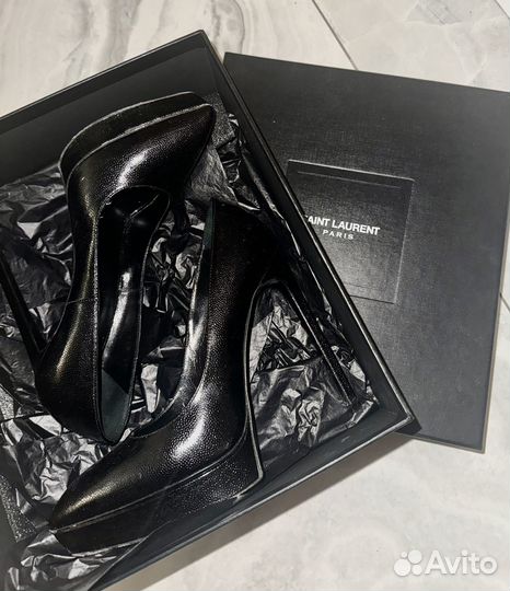 Кабулки Saint Laurent