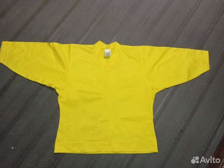 Нагрудник хоккейный