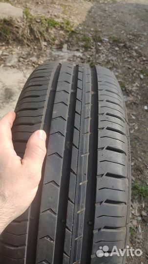 R15 Continental ContiPremiumContact 195/65, PCD 4x115 DIA 40
