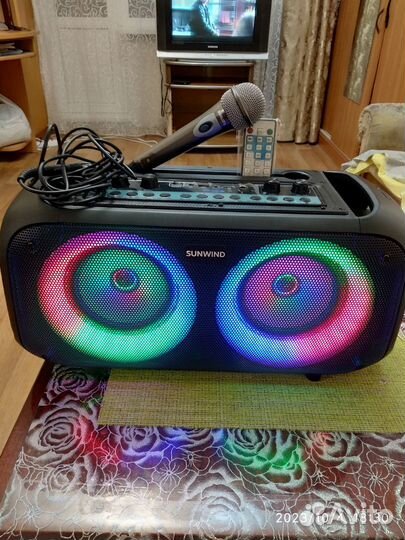 Блютуз колонка sunwind stereo 50W