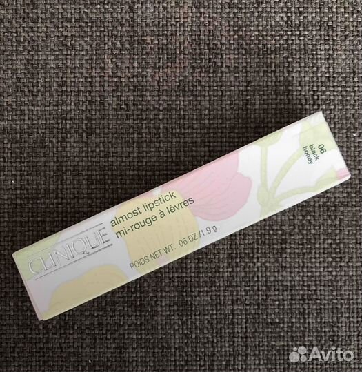 Clinique black honey помада