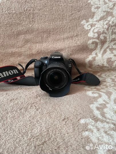 Canon eos 1100d