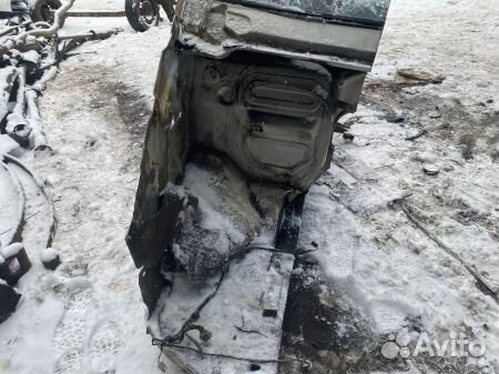 Лонжерон передний правый