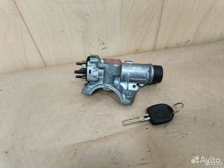 Замок зажигания Volkswagen Passat B5 (1996 - 2001)