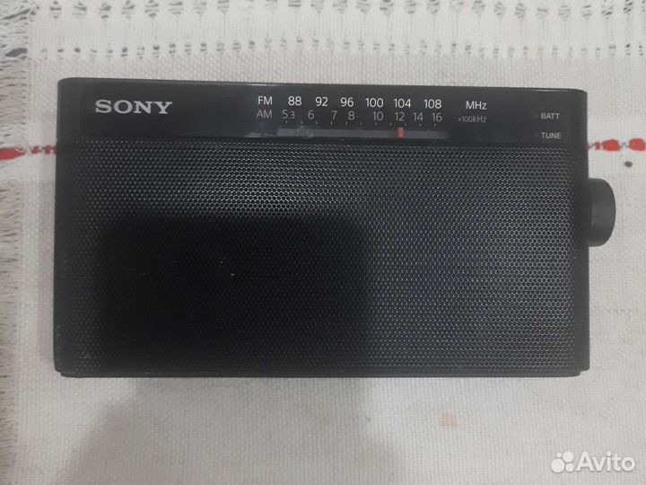 Радиоприемник сони