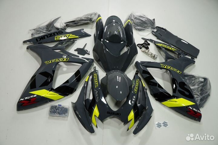 Комплект пластика на Suzuki GSX-R600/750 2006-2007