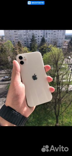 iPhone 11, 64 ГБ