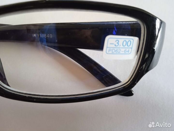 Очки -3
