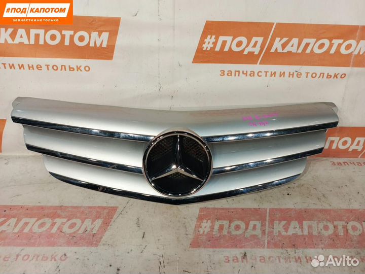 Решетка радиатора Mercedes-Benz B-Класс W245 2006