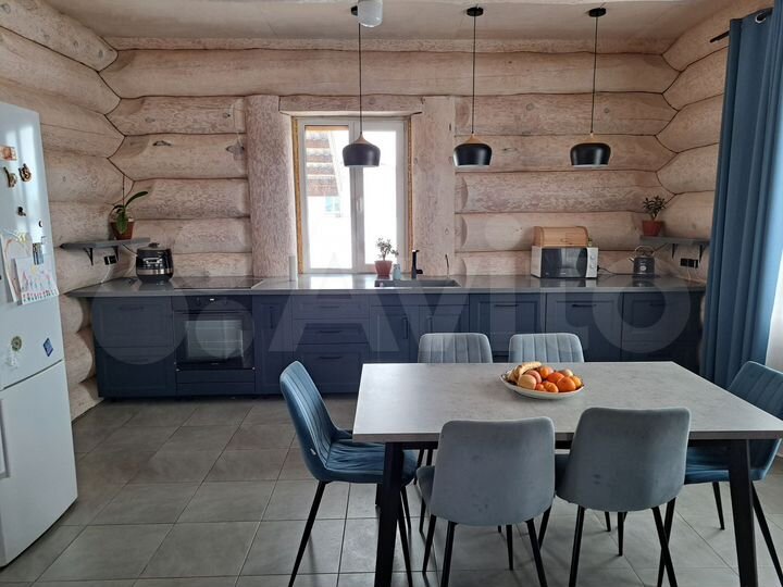 Коттедж 320 м² на участке 15 сот.