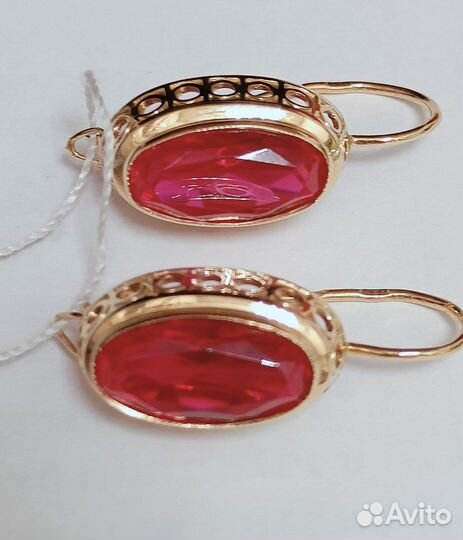 Золотые серьги