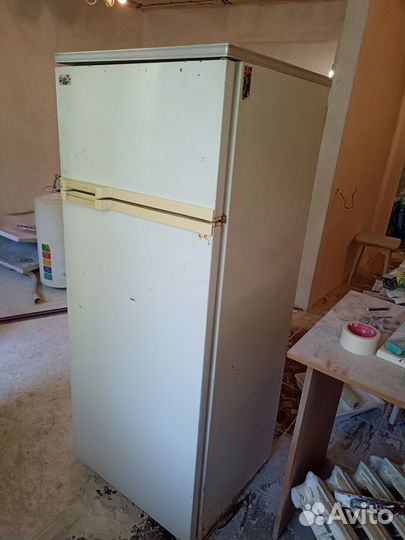 Продам холодильник в рабочем состоянии