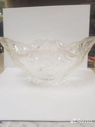 Ваза хрустальная