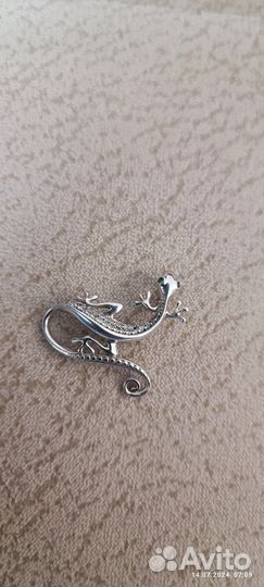 Серебряные украшения разные