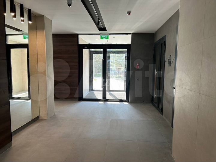 2-к. квартира, 107,8 м², 6/18 эт.