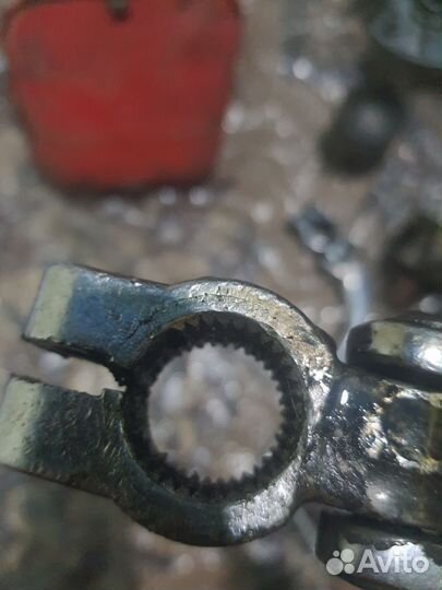 Продам запчасти на иж юпитер 5