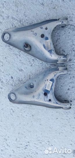 Передний рычаг Renault Logan Stepway