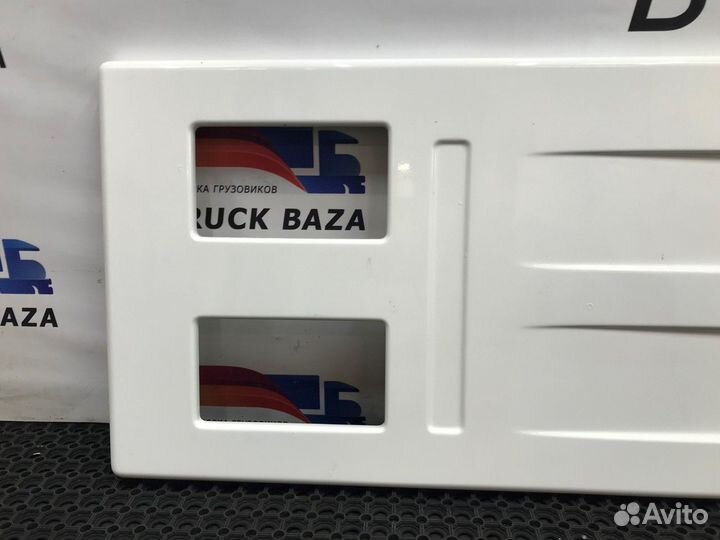 Спойлер боковой левый камаз 5490