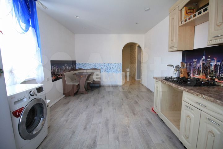 Дом 100 м² на участке 9,5 сот.