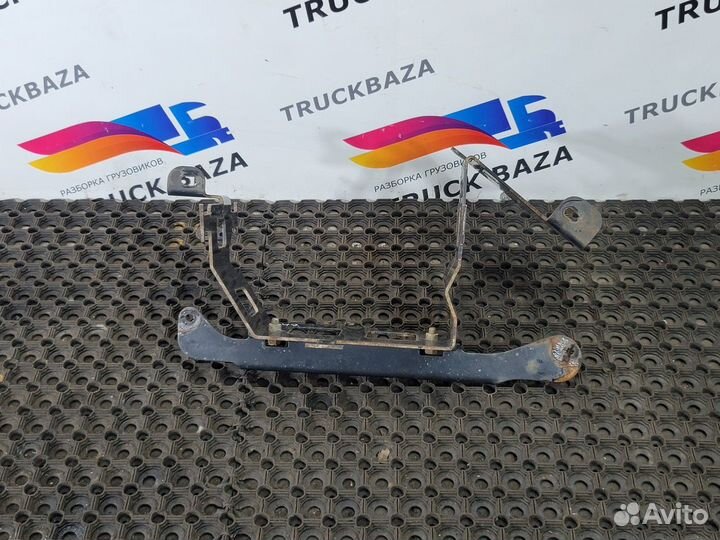 81517155171 Кронштейн осушителя