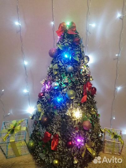 Елка из шишек ручная работа