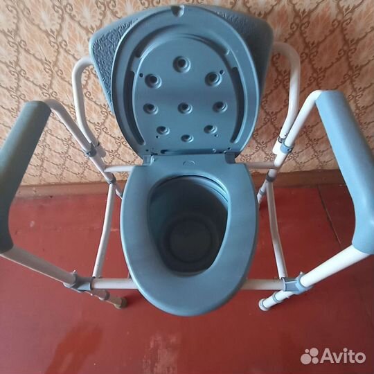 Кресло туалет для инвалидов новое