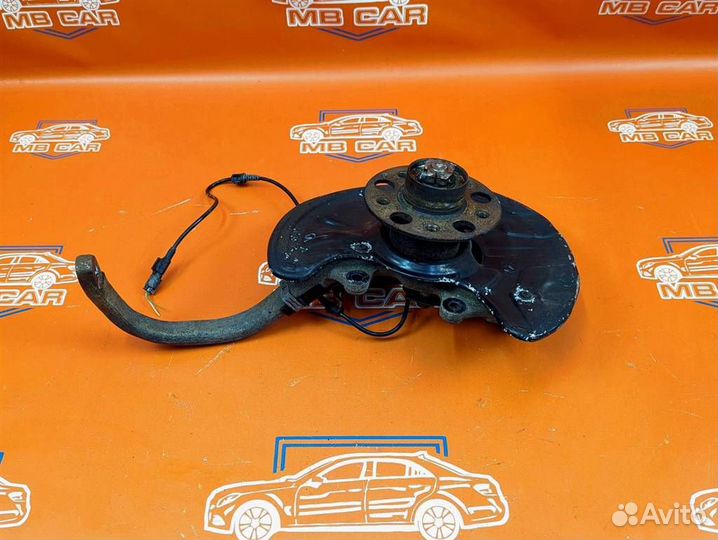 Кулак поворотный передний правый w211 E-class 6