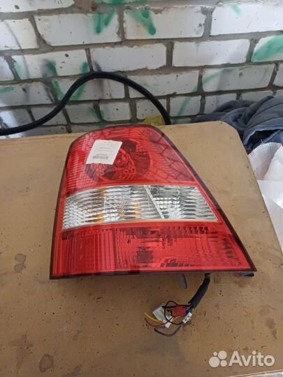 Фонарь задний левый Kia sorento 2008