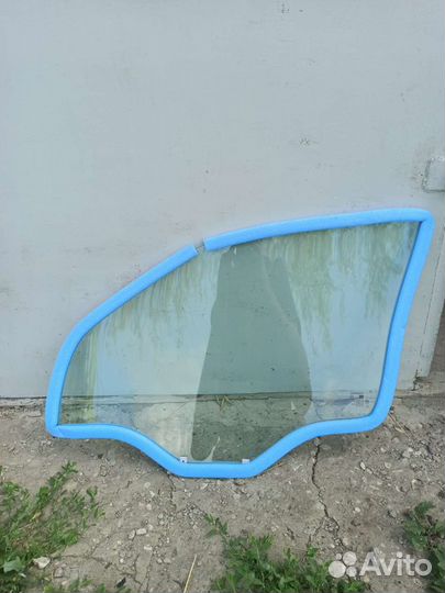 Стекло переднее правое Ssang Yong Rexton