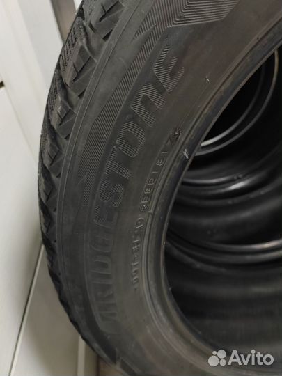 Bridgestone Blizzak DM-V2 235/55 R20 T