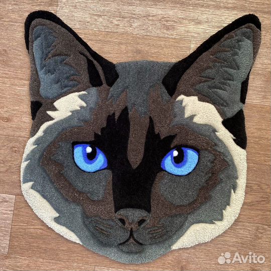 Тафтинговый ковер ручной работы