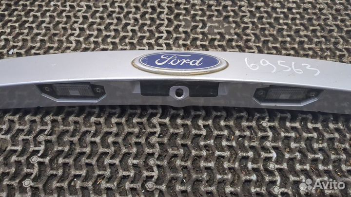 Подсветка номера Ford Mondeo 3, 2001