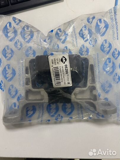 Опора двигателя правая ford focus 2 3