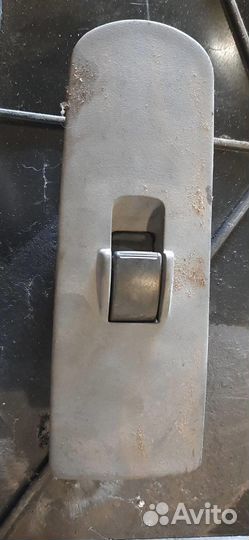 Кнопка стеклоподъемника mitsubishi Colt (Z3) 200