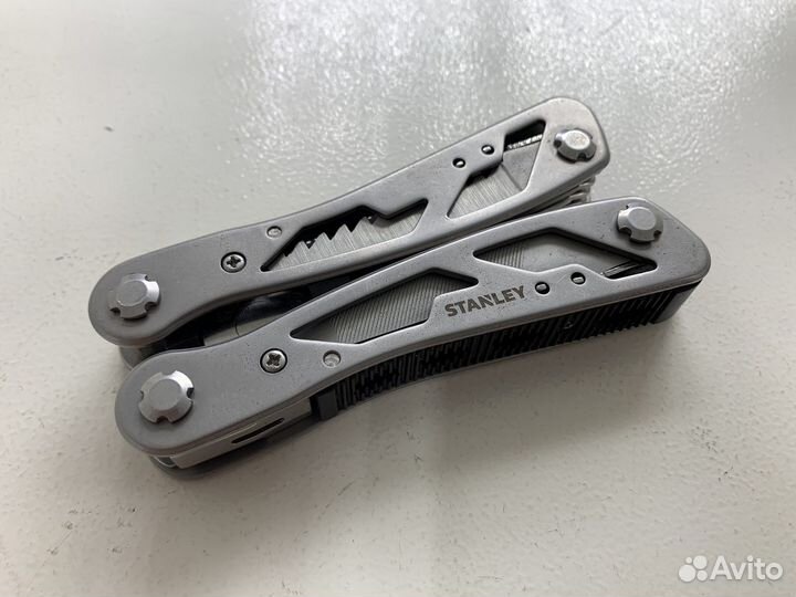 Мультитул пассатижи stanley