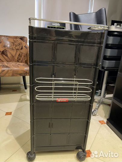 Тележка парикмахерская