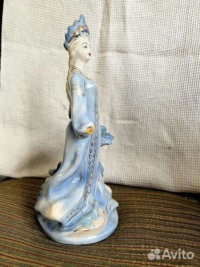 Статуэтка Хозяйка медной горы гжель