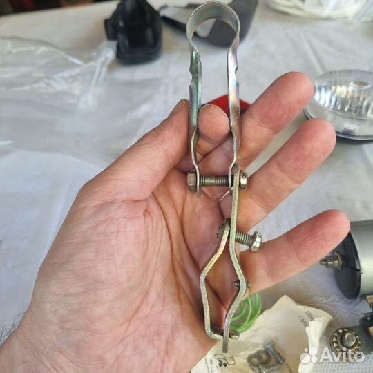 Фара с генератором