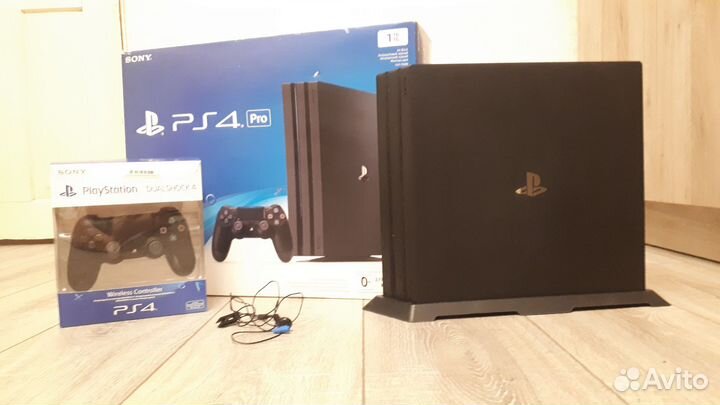Sony playstation 4 PS4 pro 1tb